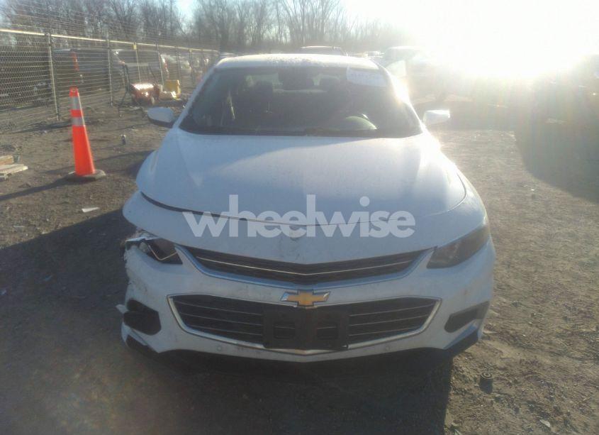 Photo 13 of 2016 Chevrolet Malibu 1LT (VIN 1G1ZE5STXGF350443)