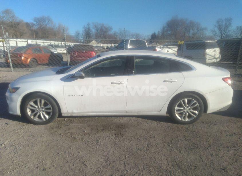 Photo 15 of 2016 Chevrolet Malibu 1LT (VIN 1G1ZE5STXGF350443)