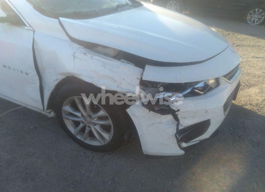 Photo 6 of 2016 Chevrolet Malibu 1LT (VIN 1G1ZE5STXGF350443)