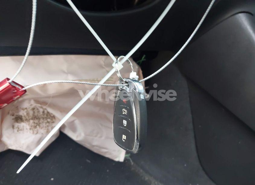 Photo 11 of 2017 Chevrolet Malibu 1LT (VIN 1G1ZE5STXHF120922)