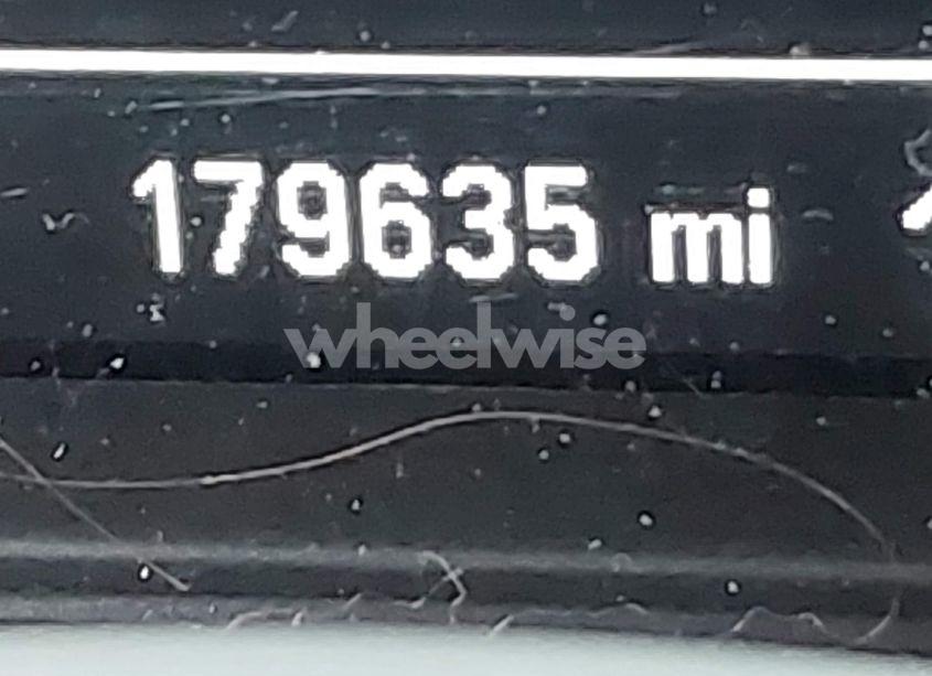 Photo 15 of 2017 Chevrolet Malibu 1LT (VIN 1G1ZE5STXHF120922)