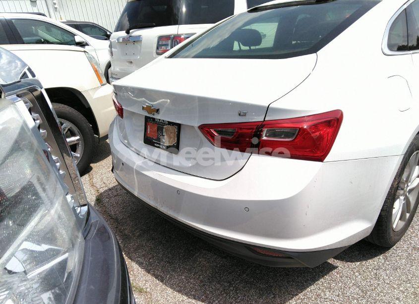 Photo 16 of 2017 Chevrolet Malibu LT (VIN 1G1ZE5STXHF123657)