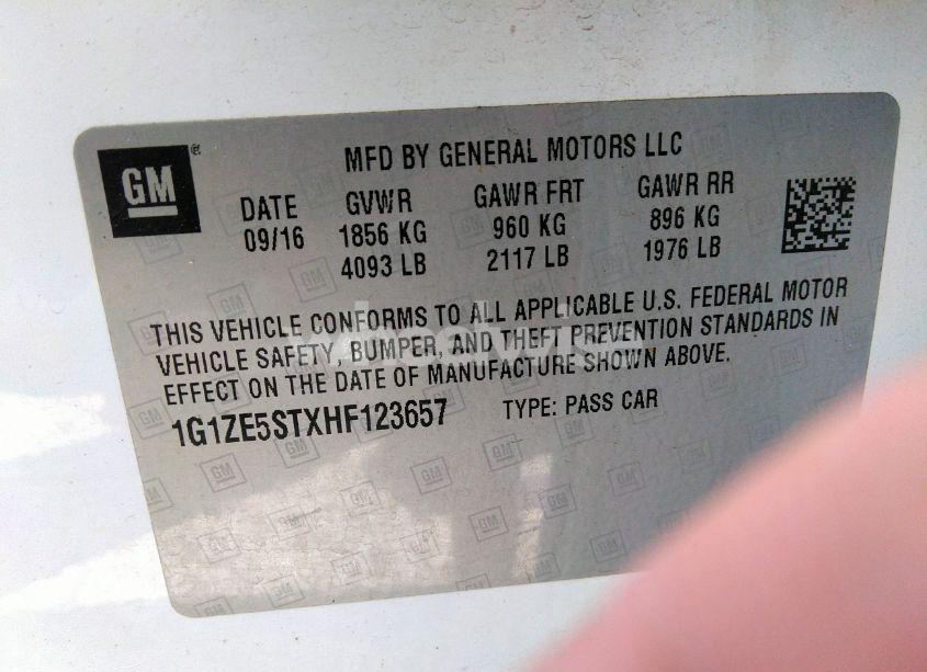 Photo 9 of 2017 Chevrolet Malibu LT (VIN 1G1ZE5STXHF123657)