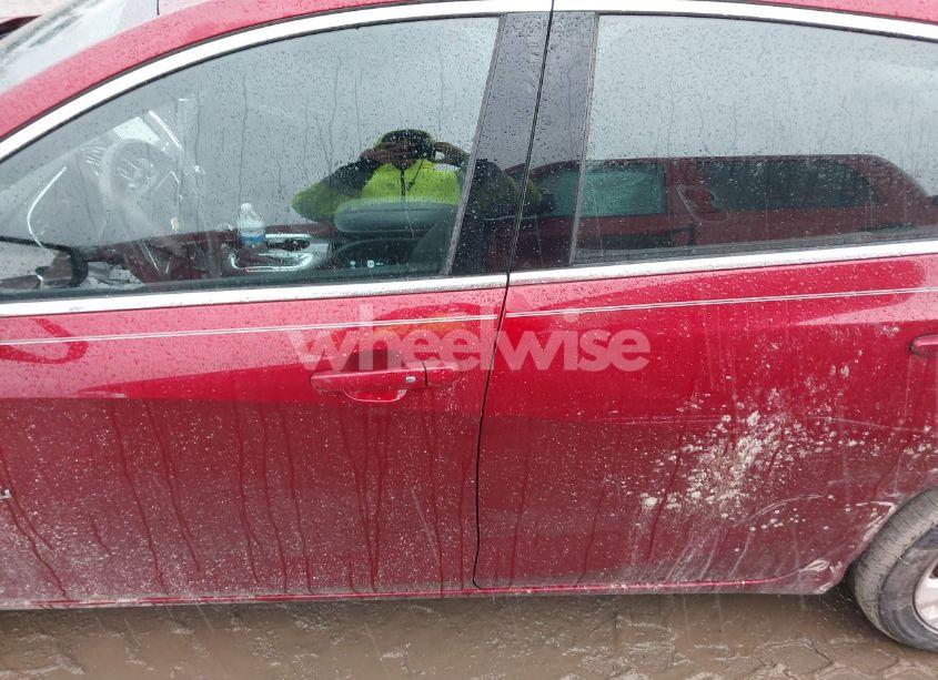 Photo 14 of 2017 Chevrolet Malibu 1LT (VIN 1G1ZE5STXHF132567)