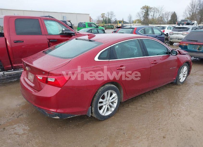 Photo 4 of 2017 Chevrolet Malibu 1LT (VIN 1G1ZE5STXHF132567)
