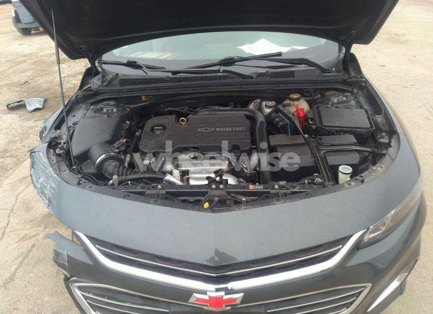 Photo 10 of 2017 Chevrolet Malibu 1LT (VIN 1G1ZE5STXHF137610)