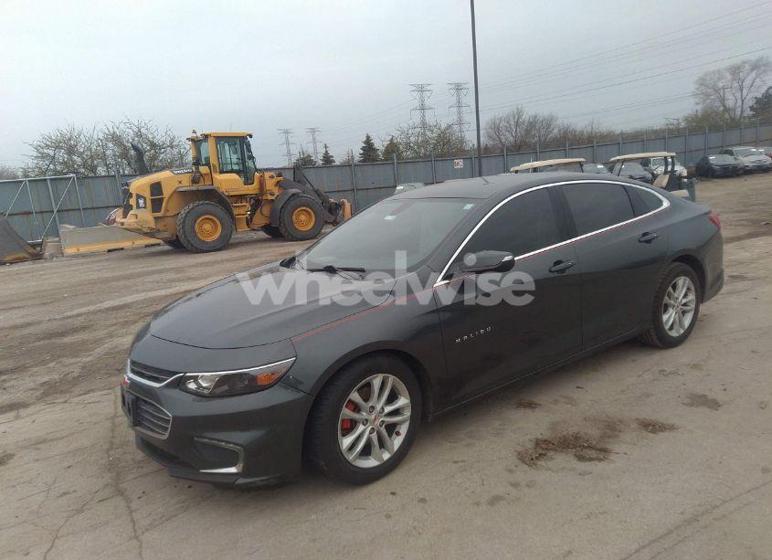 Photo 2 of 2017 Chevrolet Malibu 1LT (VIN 1G1ZE5STXHF137610)