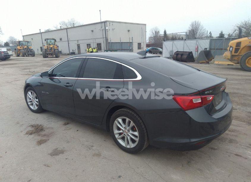 Photo 3 of 2017 Chevrolet Malibu 1LT (VIN 1G1ZE5STXHF137610)