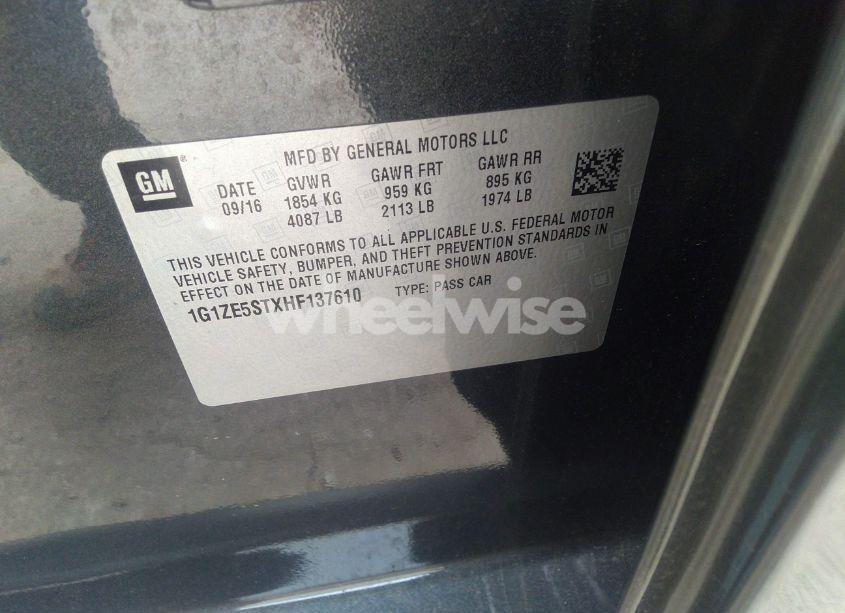 Photo 9 of 2017 Chevrolet Malibu 1LT (VIN 1G1ZE5STXHF137610)