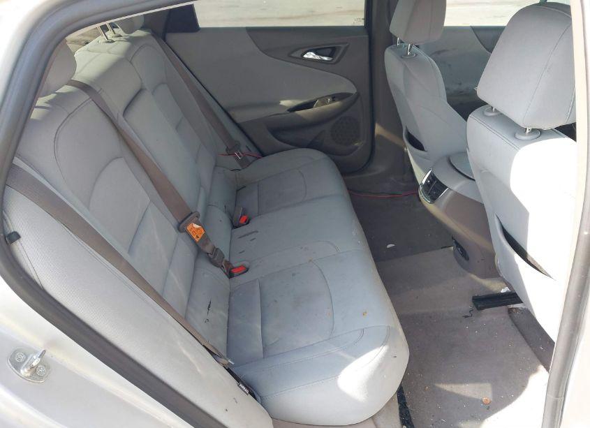 Photo 8 of 2017 Chevrolet Malibu 1LT (VIN 1G1ZE5STXHF156237)