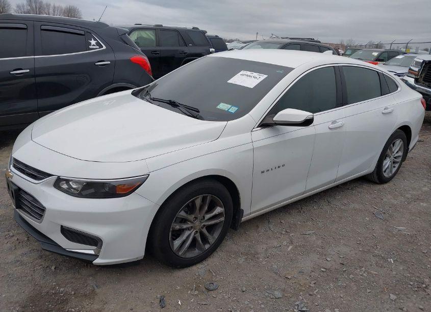 Photo 2 of 2017 Chevrolet Malibu 1LT (VIN 1G1ZE5STXHF161406)