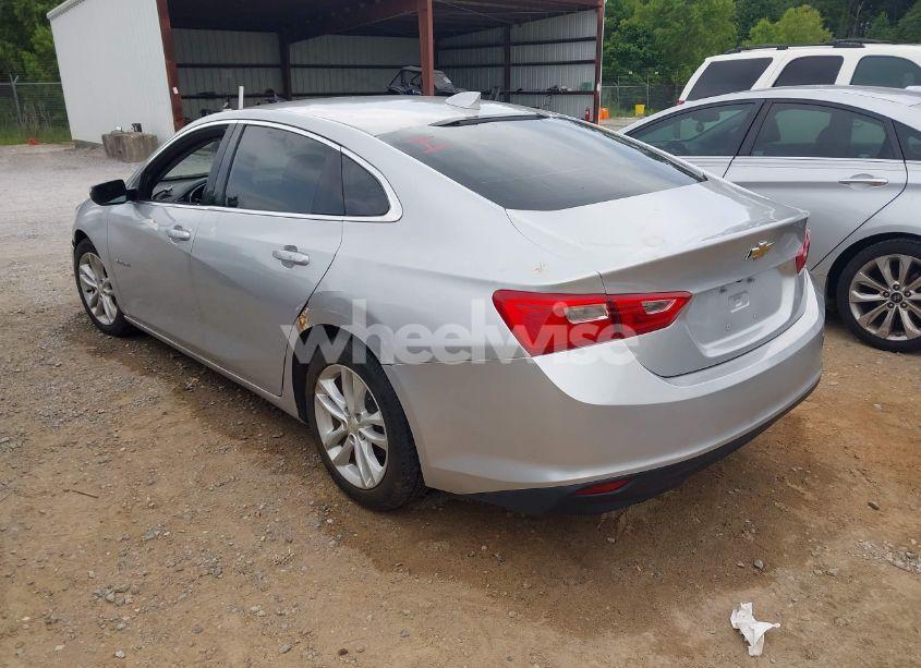 Photo 3 of 2017 Chevrolet Malibu 1LT (VIN 1G1ZE5STXHF172325)