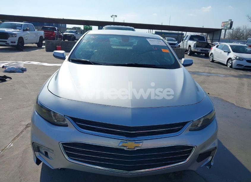 Photo 13 of 2017 Chevrolet Malibu 1LT (VIN 1G1ZE5STXHF183907)