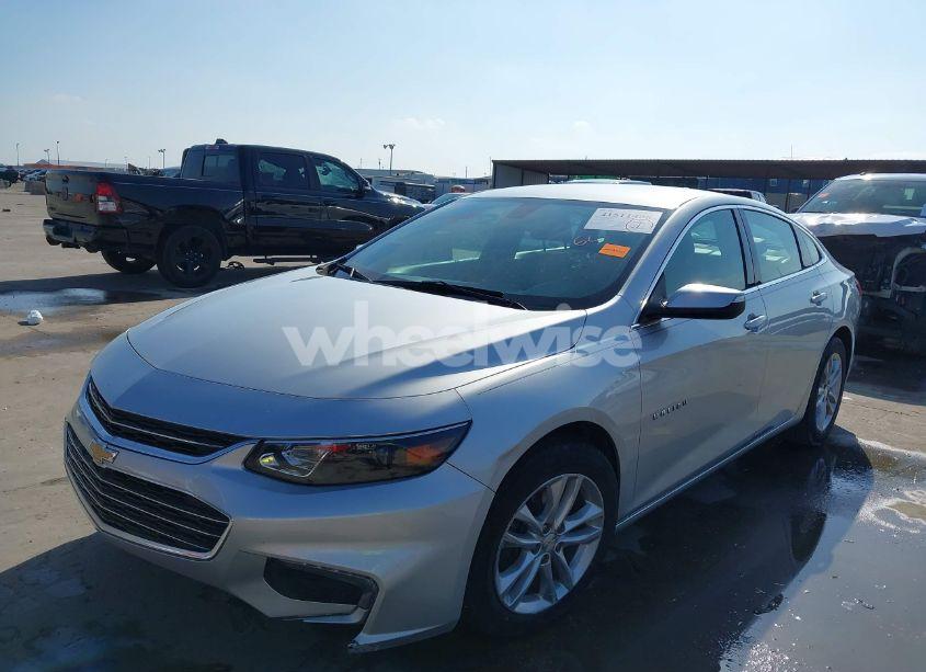 Photo 2 of 2017 Chevrolet Malibu 1LT (VIN 1G1ZE5STXHF183907)