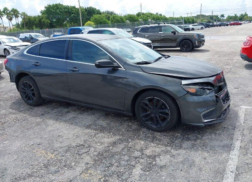 2017 Chevrolet Malibu 1LT (VIN 1G1ZE5STXHF184099) main photo