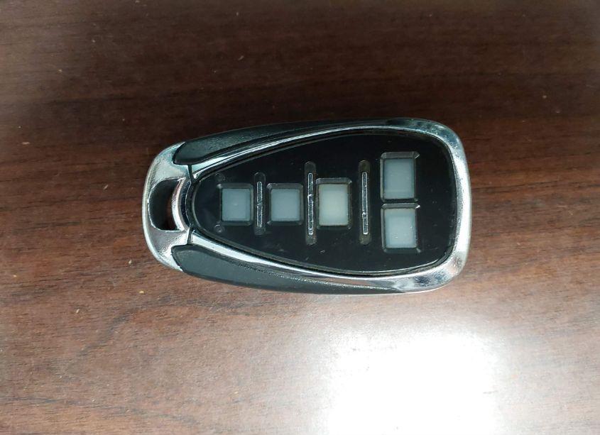 Photo 11 of 2017 Chevrolet Malibu 1LT (VIN 1G1ZE5STXHF184555)