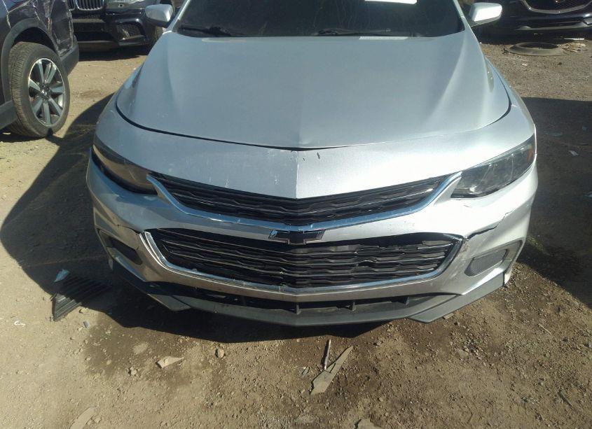 Photo 6 of 2017 Chevrolet Malibu 1LT (VIN 1G1ZE5STXHF184555)