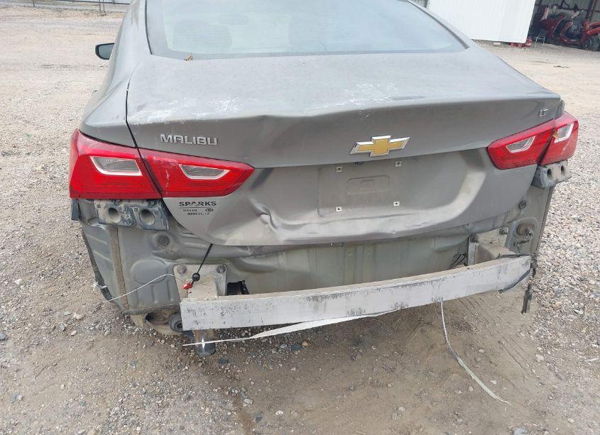 Photo 19 of 2017 Chevrolet Malibu 1LT (VIN 1G1ZE5STXHF202889)