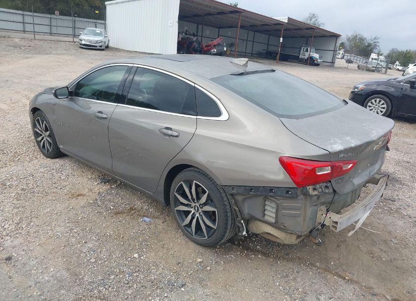 Photo 3 of 2017 Chevrolet Malibu 1LT (VIN 1G1ZE5STXHF202889)