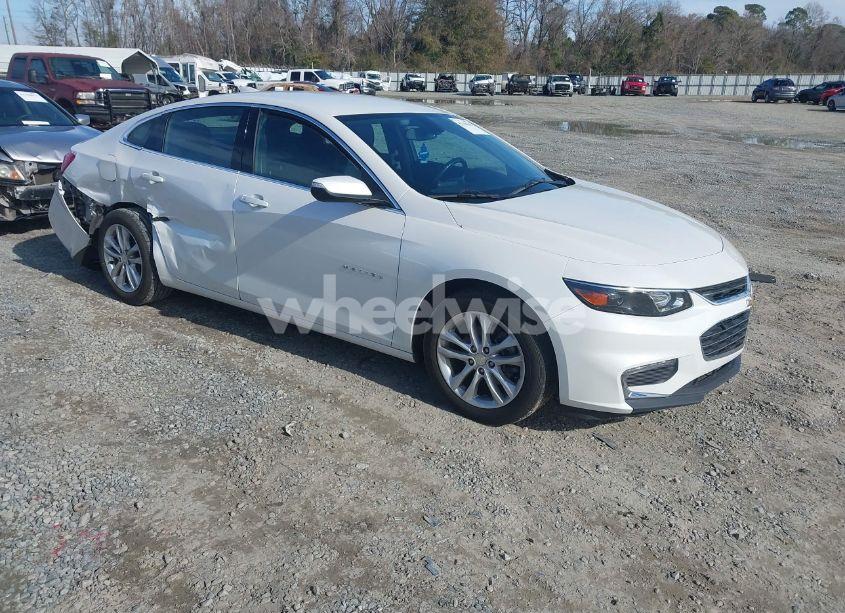 2017 Chevrolet Malibu 1LT (VIN 1G1ZE5STXHF210121) main photo