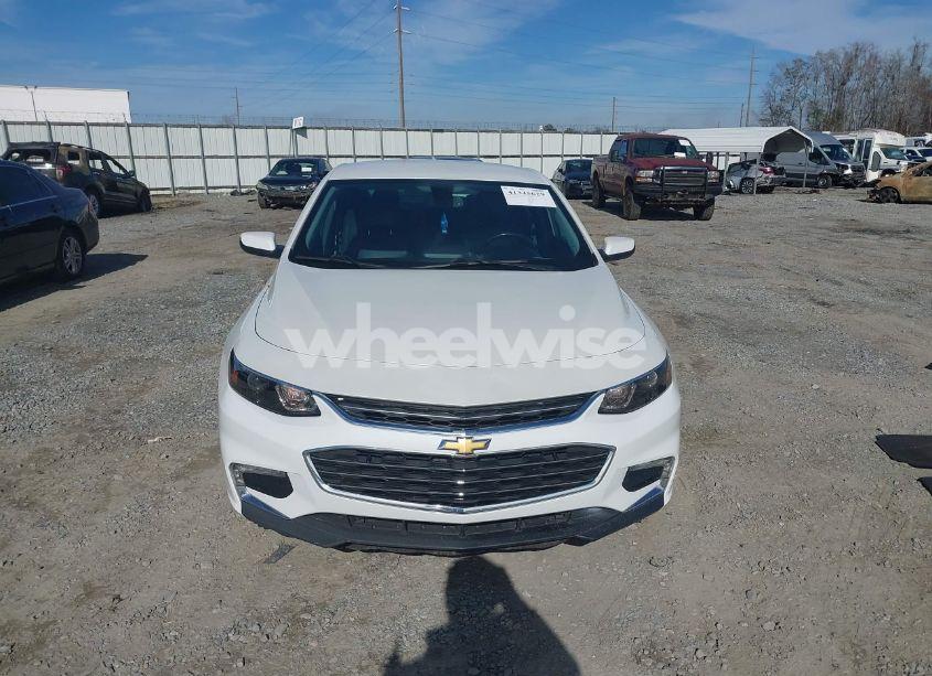 Photo 12 of 2017 Chevrolet Malibu 1LT (VIN 1G1ZE5STXHF210121)