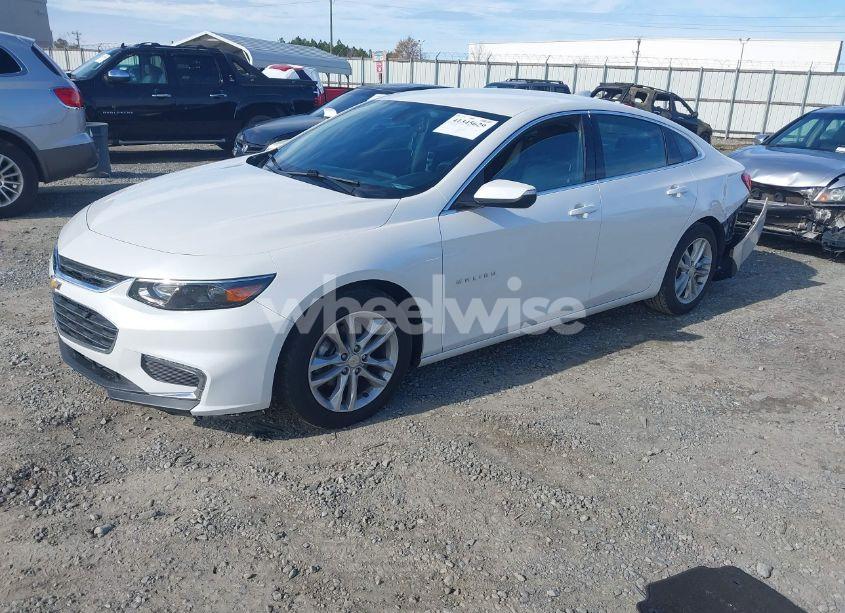 Photo 2 of 2017 Chevrolet Malibu 1LT (VIN 1G1ZE5STXHF210121)