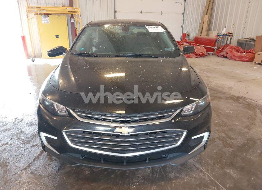 Photo 12 of 2017 Chevrolet Malibu 1LT (VIN 1G1ZE5STXHF254815)