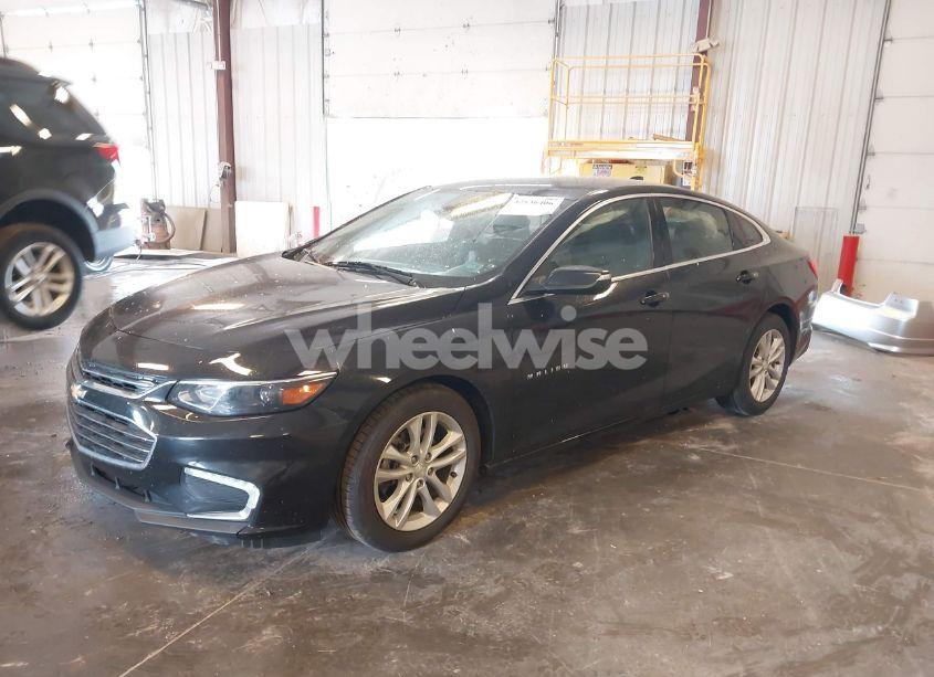 Photo 2 of 2017 Chevrolet Malibu 1LT (VIN 1G1ZE5STXHF254815)