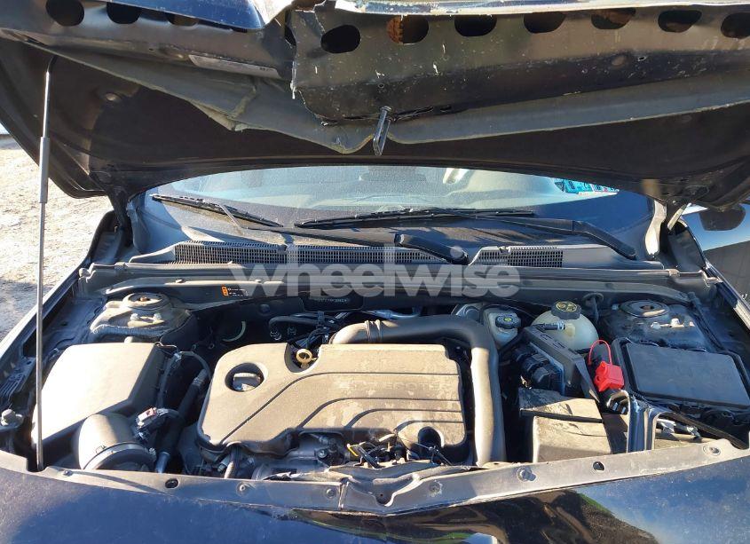 Photo 10 of 2017 Chevrolet Malibu 1LT (VIN 1G1ZE5STXHF289810)