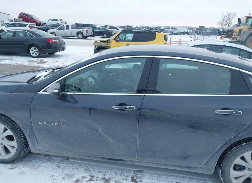Photo 14 of 2018 Chevrolet Malibu PREMIER (VIN 1G1ZE5SX0JF117102)