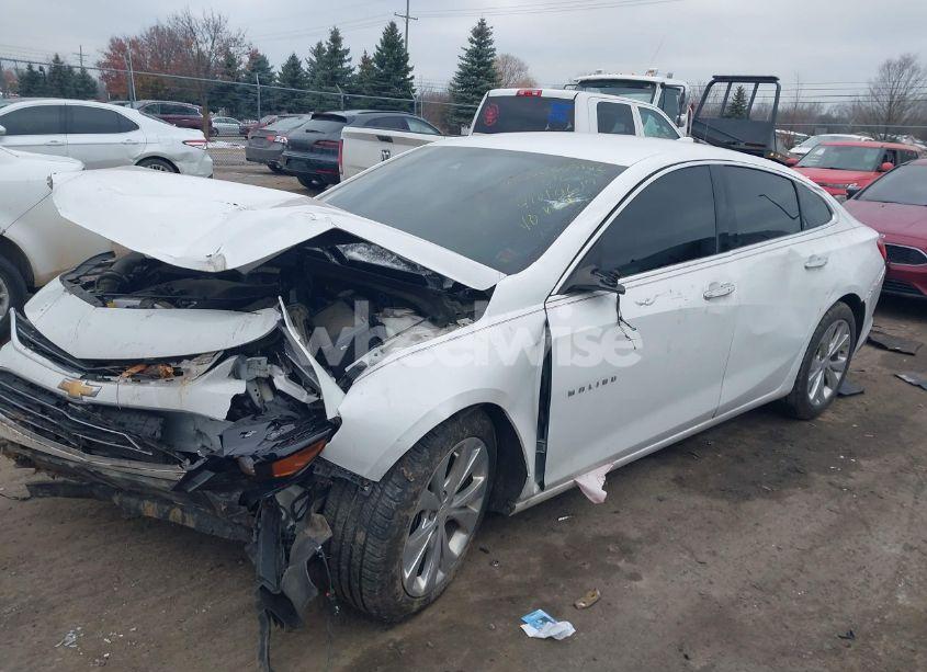 Photo 2 of 2018 Chevrolet Malibu PREMIER (VIN 1G1ZE5SX2JF291382)