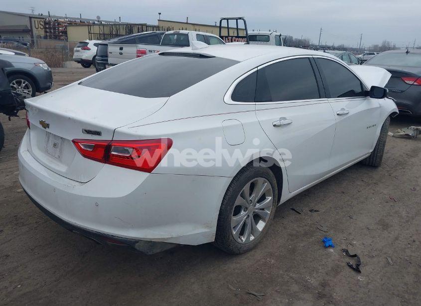 Photo 4 of 2018 Chevrolet Malibu PREMIER (VIN 1G1ZE5SX2JF291382)