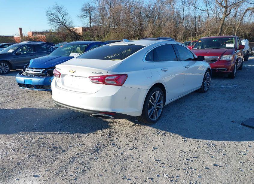 Photo 4 of 2019 Chevrolet Malibu PREMIER (VIN 1G1ZE5SX2KF150717)
