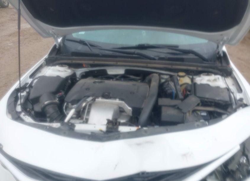 Photo 10 of 2020 Chevrolet Malibu FWD PREMIER (VIN 1G1ZE5SX2LF075549)