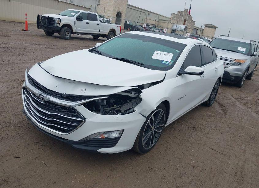 Photo 2 of 2020 Chevrolet Malibu FWD PREMIER (VIN 1G1ZE5SX2LF075549)