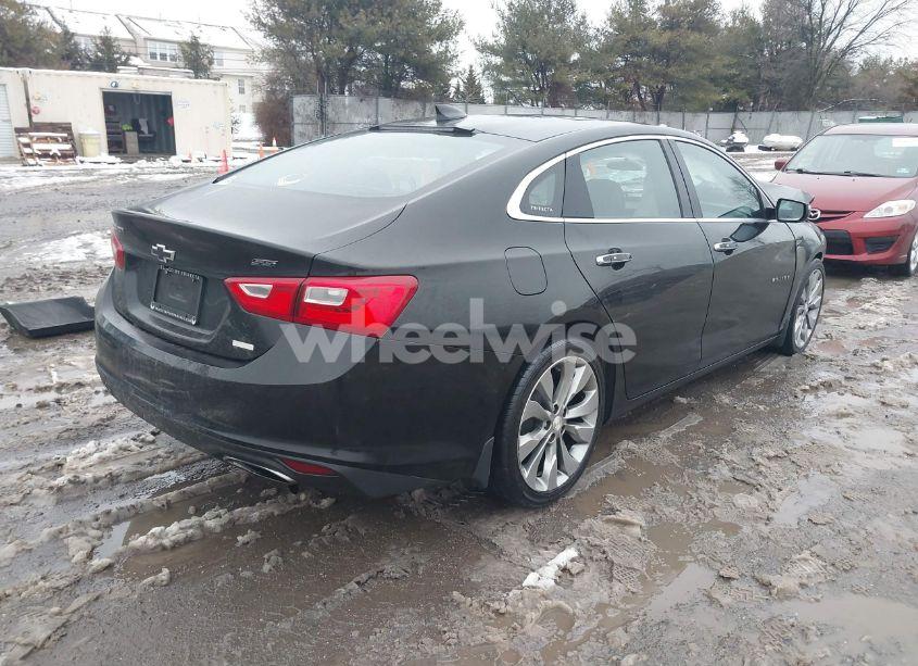Photo 4 of 2018 Chevrolet Malibu PREMIER (VIN 1G1ZE5SX3JF100889)