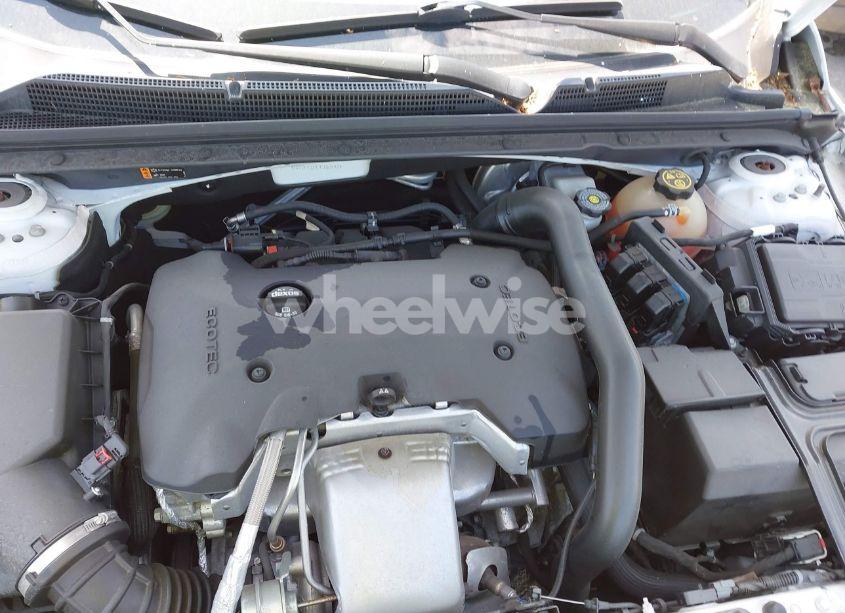 Photo 10 of 2018 Chevrolet Malibu PREMIER (VIN 1G1ZE5SX4JF100996)