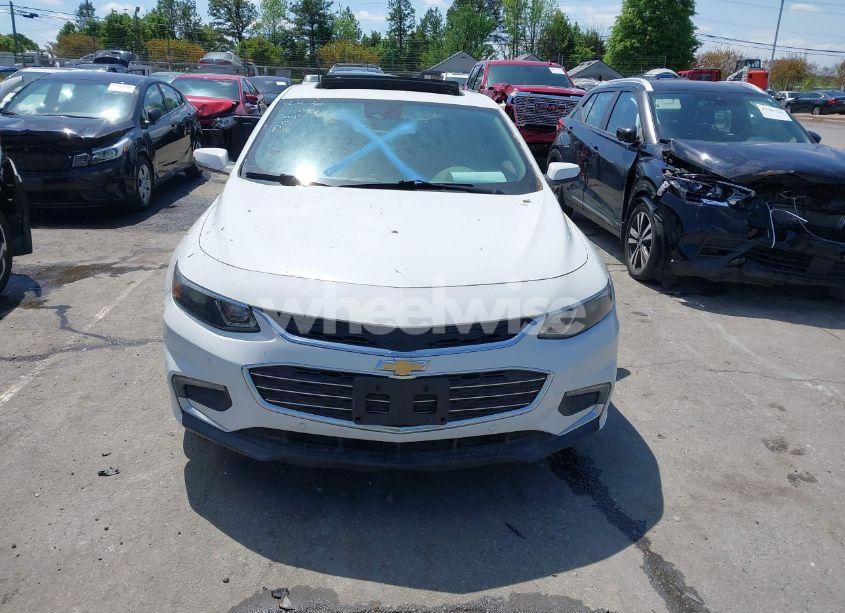 Photo 11 of 2018 Chevrolet Malibu PREMIER (VIN 1G1ZE5SX4JF100996)