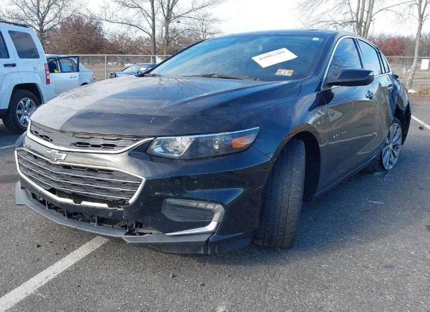 Photo 2 of 2018 Chevrolet Malibu PREMIER (VIN 1G1ZE5SX4JF108192)