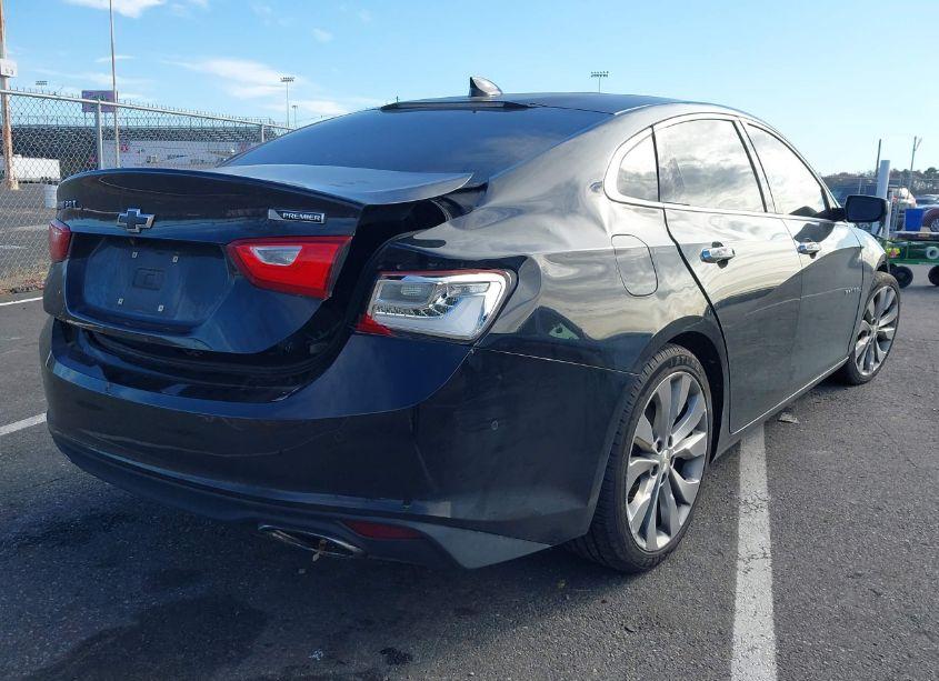 Photo 4 of 2018 Chevrolet Malibu PREMIER (VIN 1G1ZE5SX4JF108192)