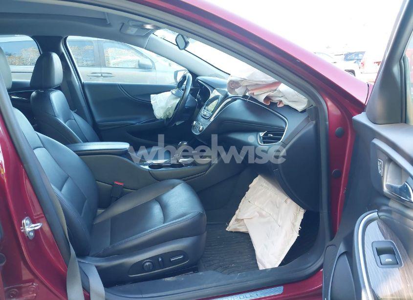 Photo 5 of 2020 Chevrolet Malibu FWD PREMIER (VIN 1G1ZE5SX4LF020536)