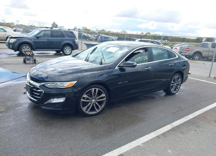 Photo 2 of 2020 Chevrolet Malibu FWD PREMIER (VIN 1G1ZE5SX4LF023307)