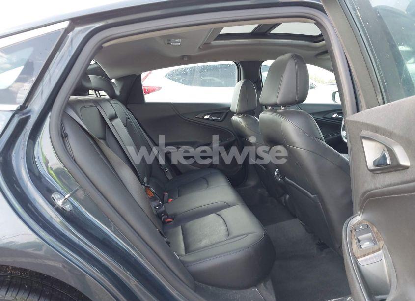 Photo 8 of 2020 Chevrolet Malibu FWD PREMIER (VIN 1G1ZE5SX4LF055125)