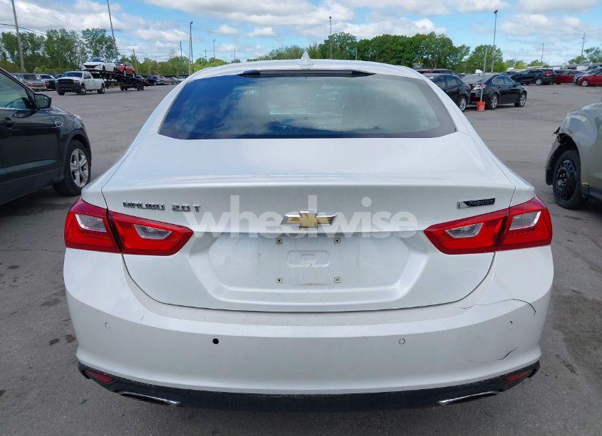 Photo 16 of 2018 Chevrolet Malibu PREMIER (VIN 1G1ZE5SX6JF173805)