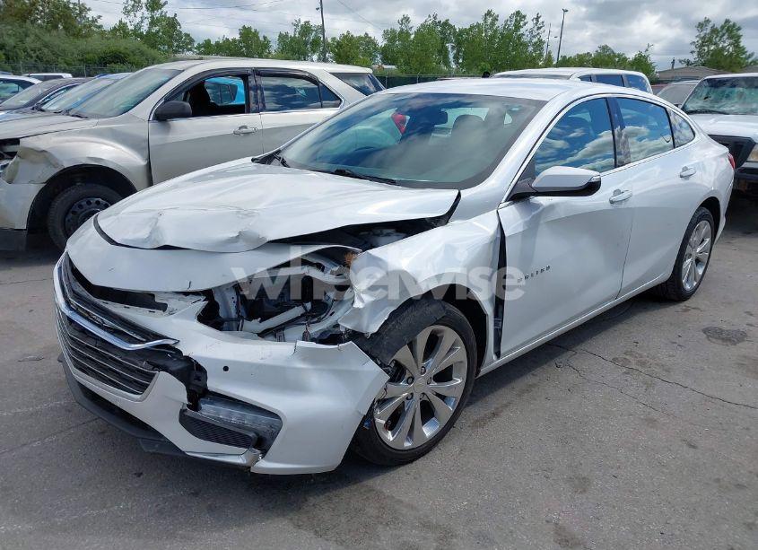 Photo 2 of 2018 Chevrolet Malibu PREMIER (VIN 1G1ZE5SX6JF173805)
