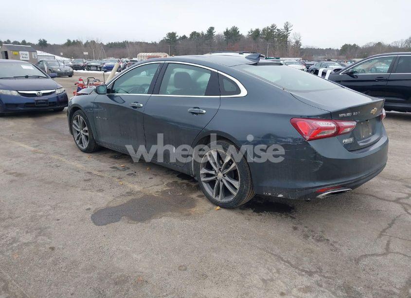 Photo 3 of 2020 Chevrolet Malibu FWD PREMIER (VIN 1G1ZE5SX6LF000059)
