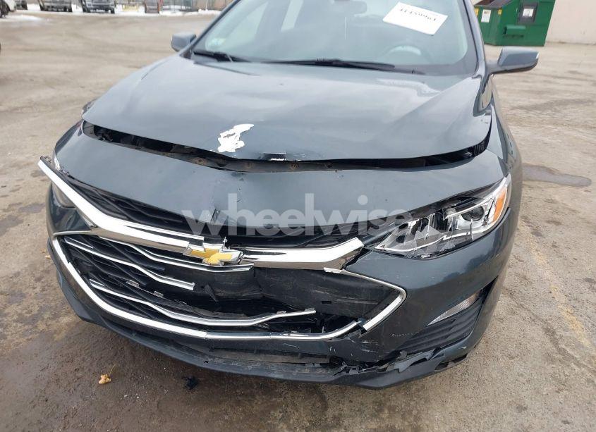 Photo 6 of 2020 Chevrolet Malibu FWD PREMIER (VIN 1G1ZE5SX6LF000059)