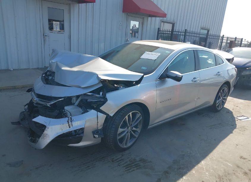 Photo 2 of 2020 Chevrolet Malibu FWD PREMIER (VIN 1G1ZE5SX6LF003351)