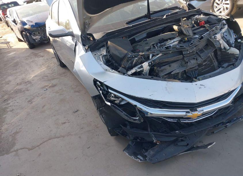 Photo 6 of 2020 Chevrolet Malibu FWD PREMIER (VIN 1G1ZE5SX6LF003351)