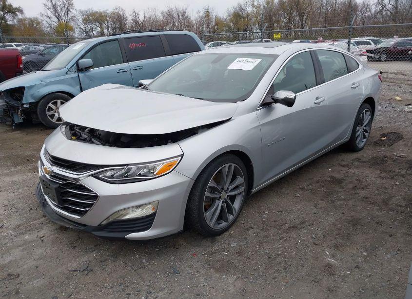 Photo 2 of 2020 Chevrolet Malibu FWD PREMIER (VIN 1G1ZE5SX6LF031375)